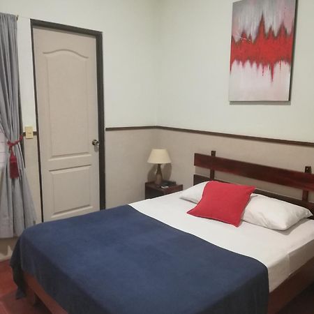 Hotel Santamaria Airport North / Alajuela Downtown エクステリア 写真