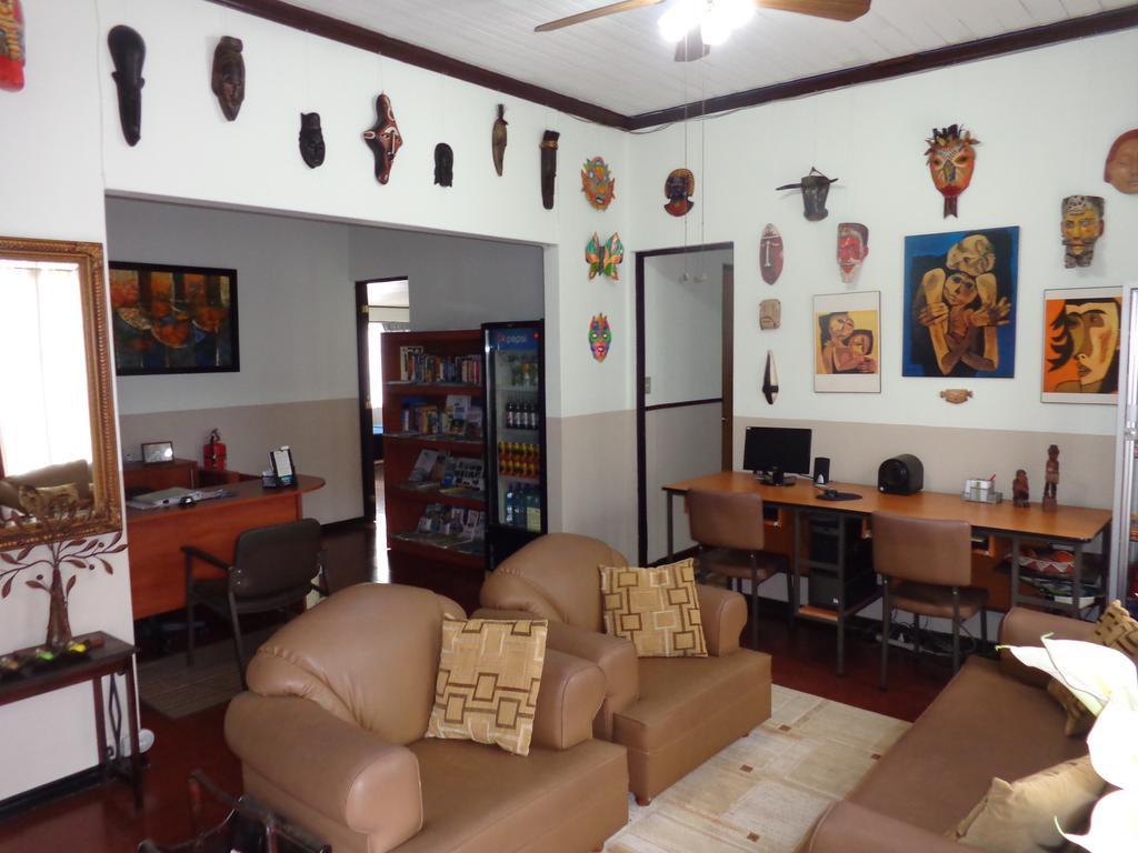 Hotel Santamaria Airport North / Alajuela Downtown エクステリア 写真