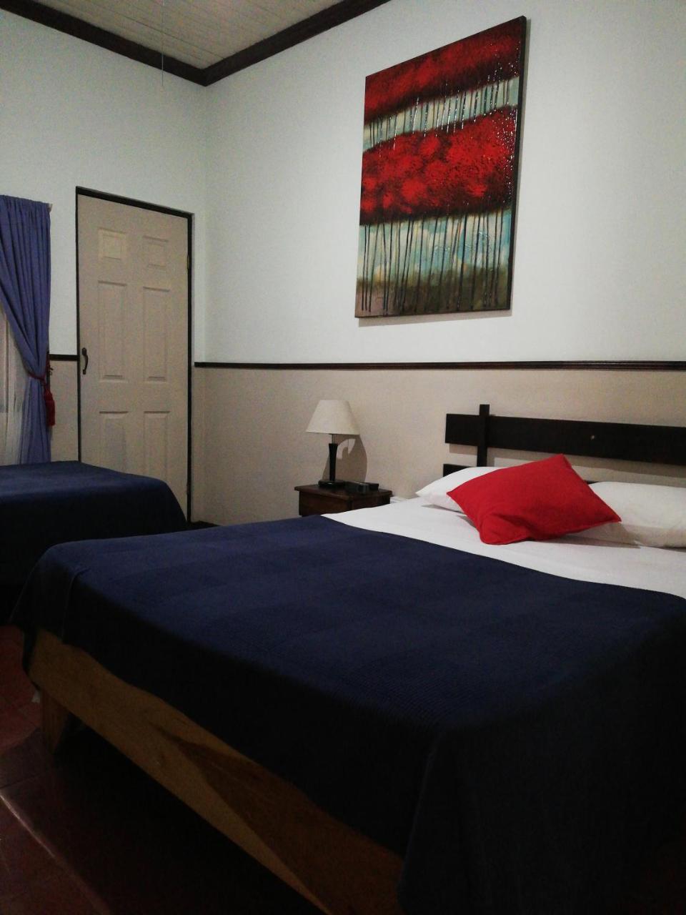 Hotel Santamaria Airport North / Alajuela Downtown エクステリア 写真