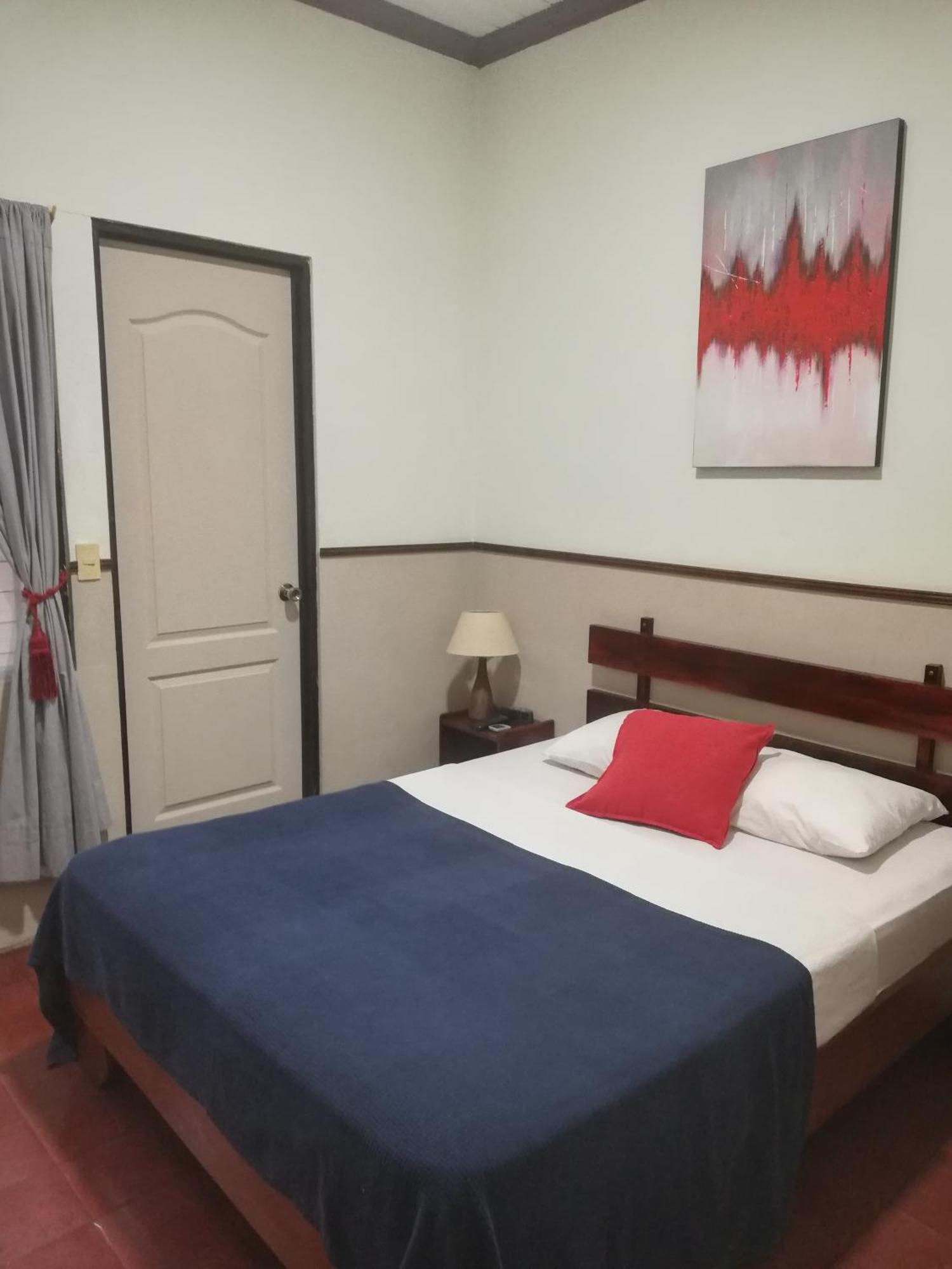 Hotel Santamaria Airport North / Alajuela Downtown エクステリア 写真